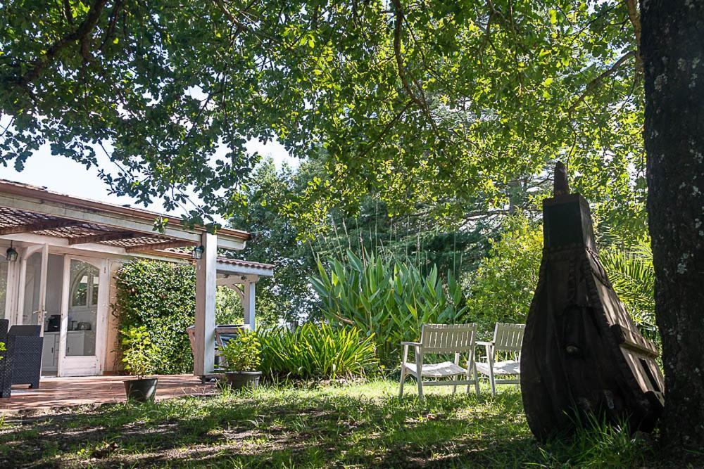 Au Detour Des Vignes Bed & Breakfast Ordonnac Eksteriør bilde